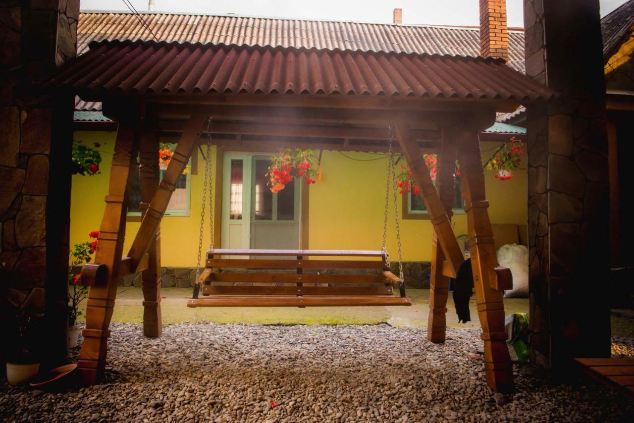 Casa Pop Hotel Sapinta Exterior photo