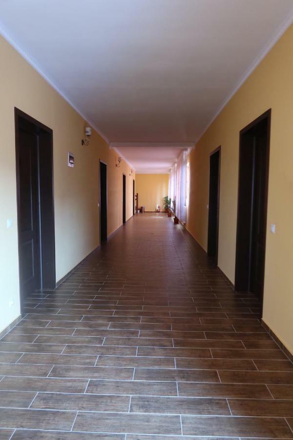 Casa Pop Hotel Sapinta Exterior photo